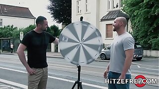 HITZEFREI German MILF Bonny Satan fucking a fan